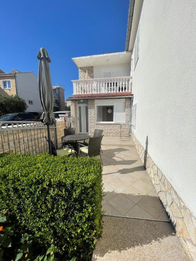 Guest House Micin Vodice Exterior foto