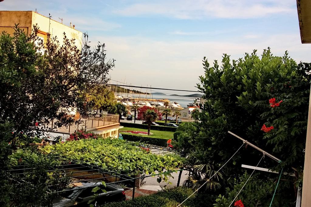 Guest House Micin Vodice Exterior foto