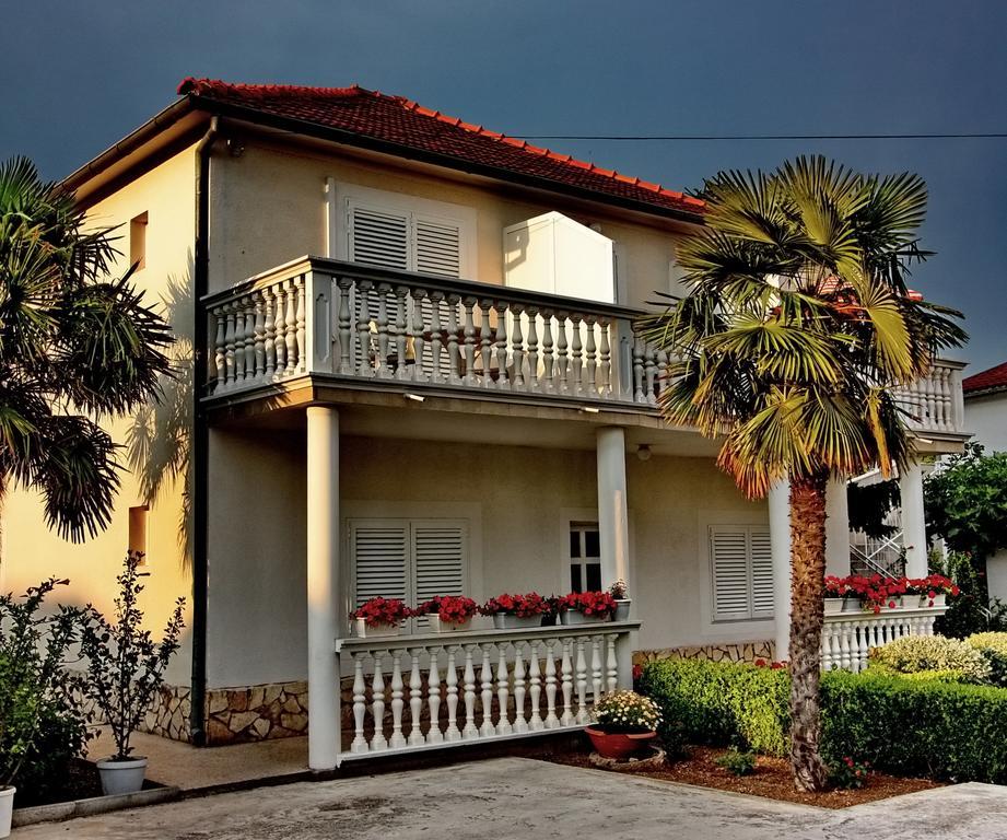 Guest House Micin Vodice Exterior foto