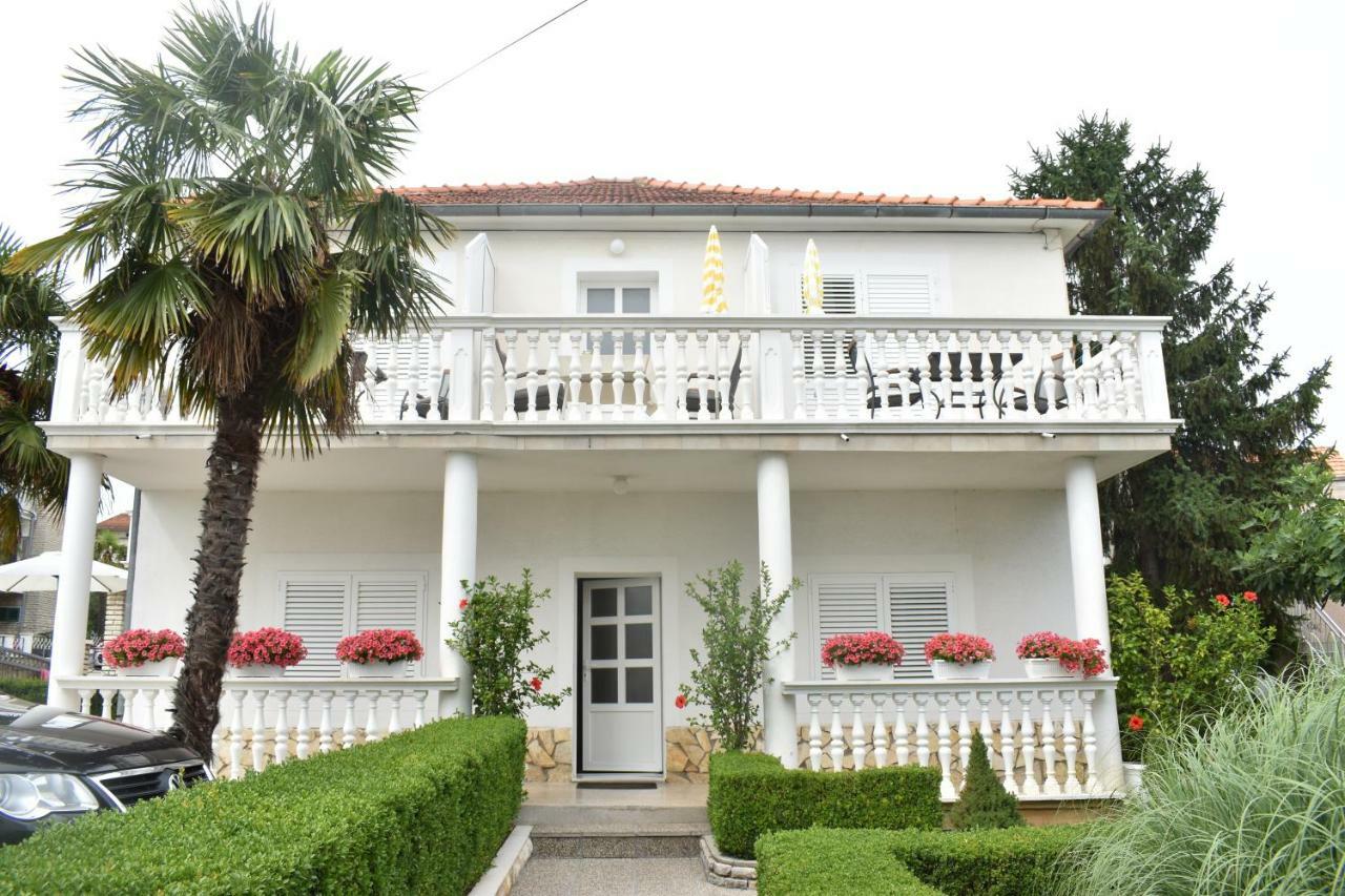 Guest House Micin Vodice Exterior foto