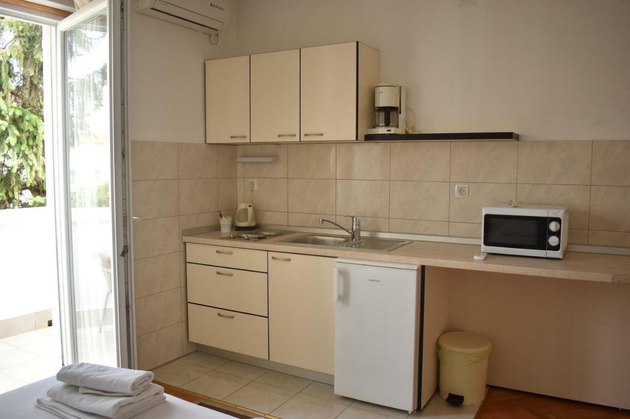 Guest House Micin Vodice Exterior foto