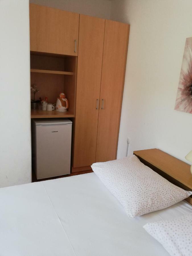 Guest House Micin Vodice Exterior foto