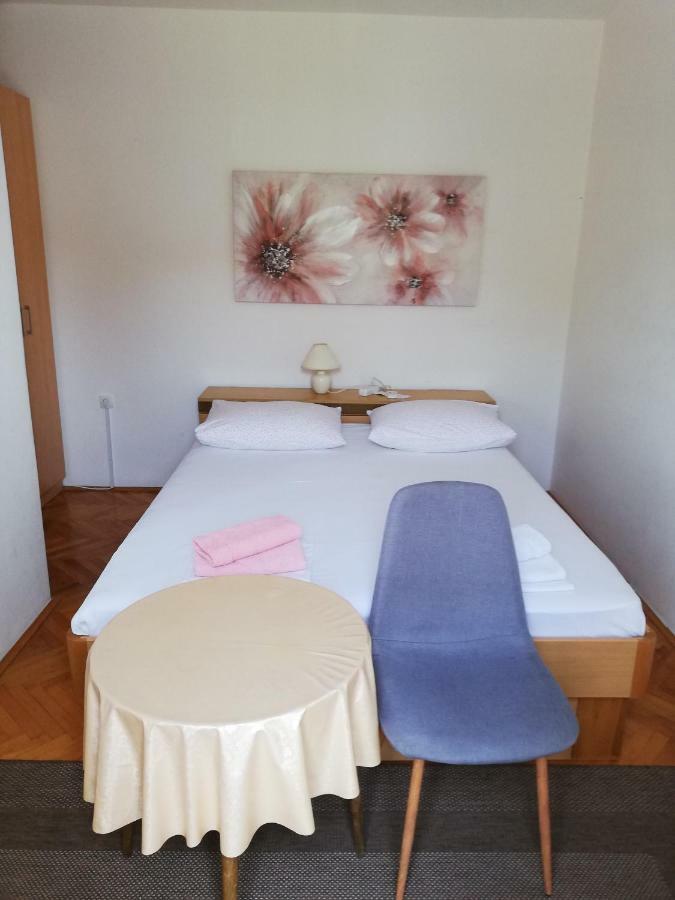 Guest House Micin Vodice Exterior foto