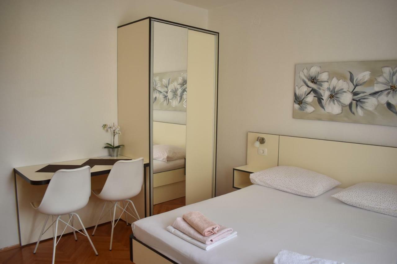 Guest House Micin Vodice Exterior foto