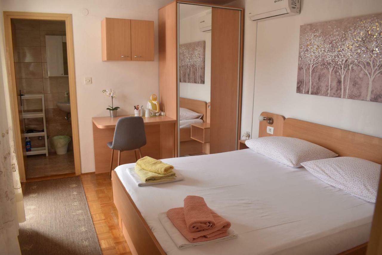 Guest House Micin Vodice Exterior foto